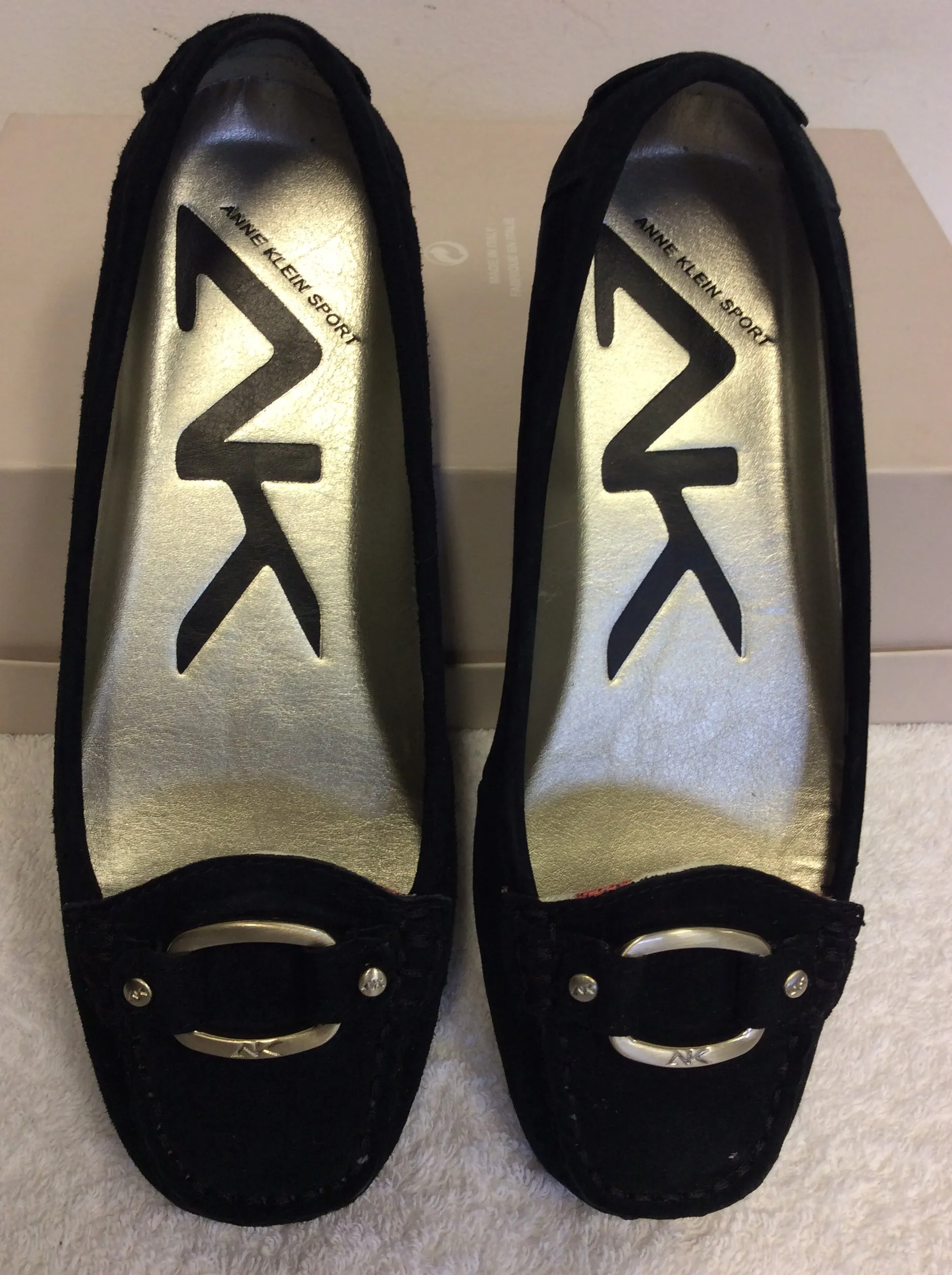 ANNE KLEIN BLACK SUEDE LOAFER FLATS SIZE US 5 / UK 2.5