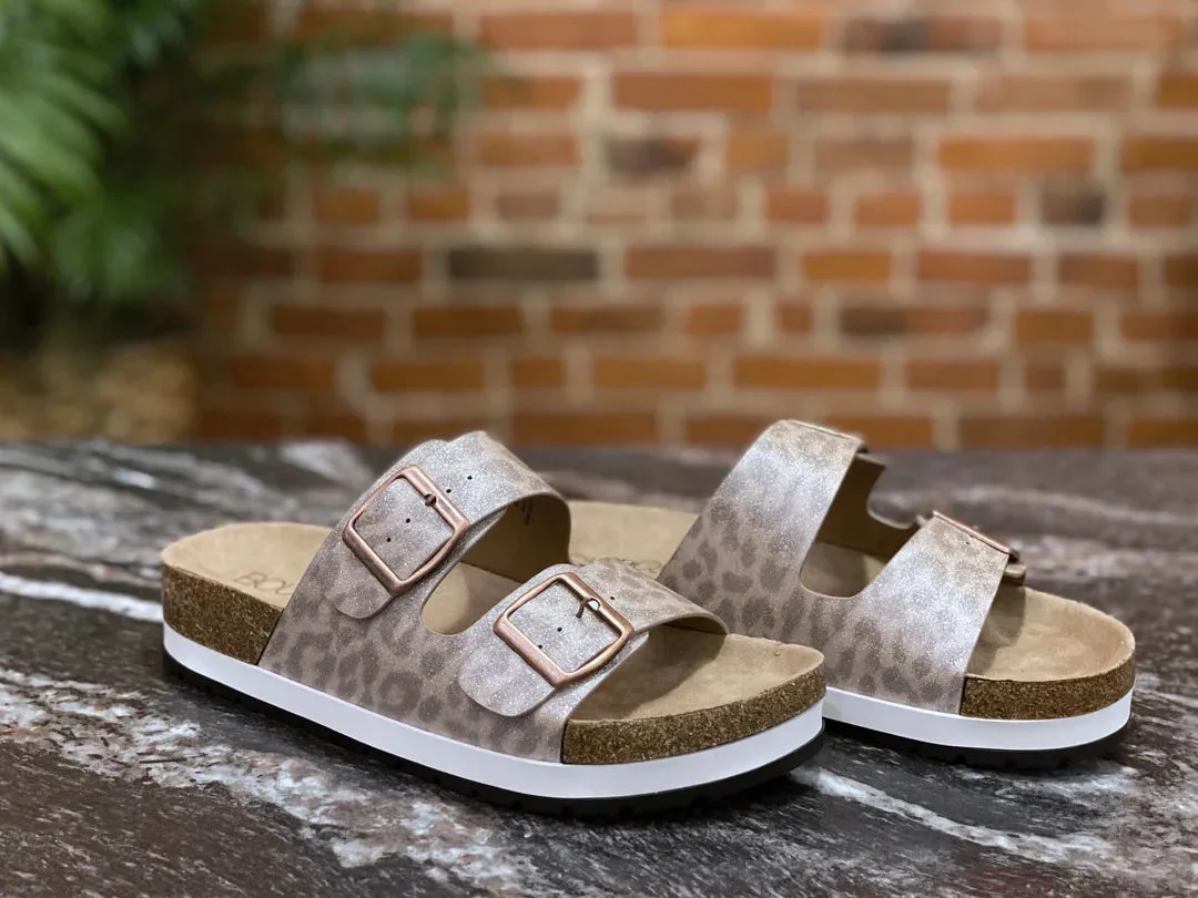 Beach Babe Sandals - Tan