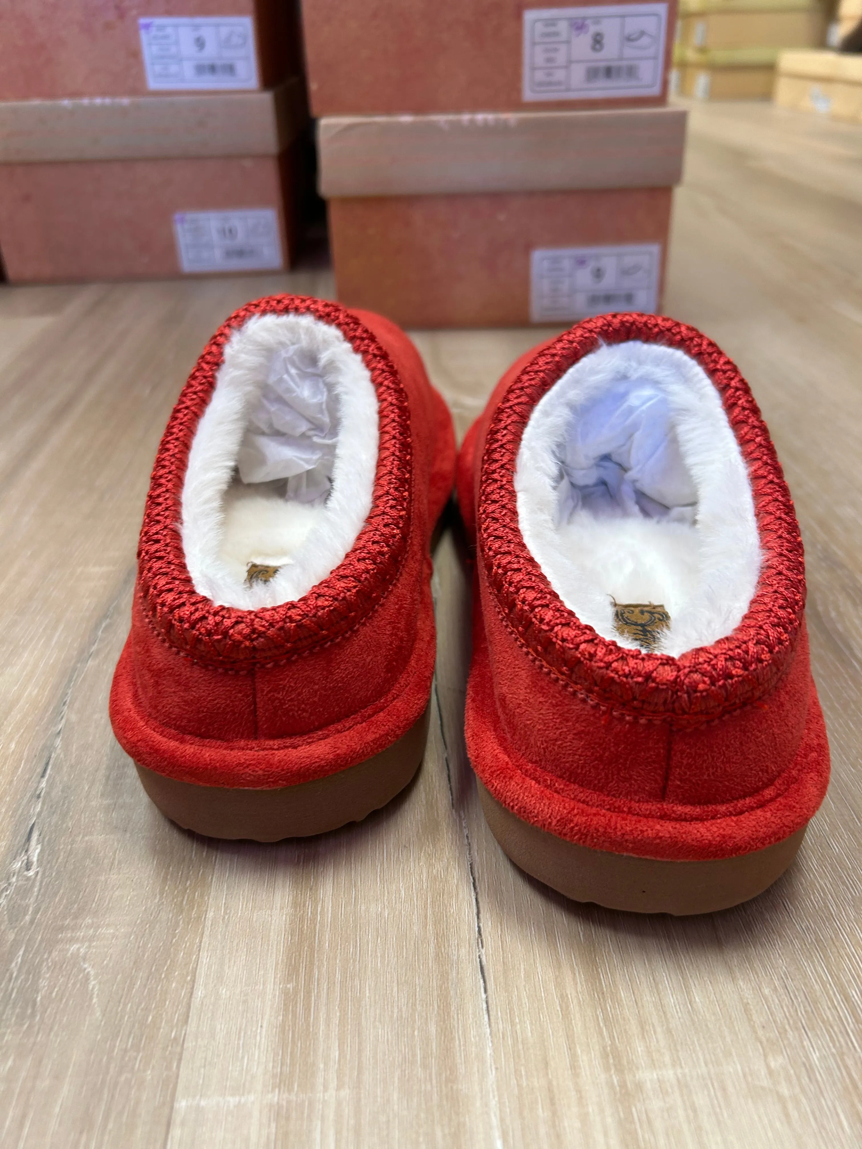 CHEERS SLIPPERS