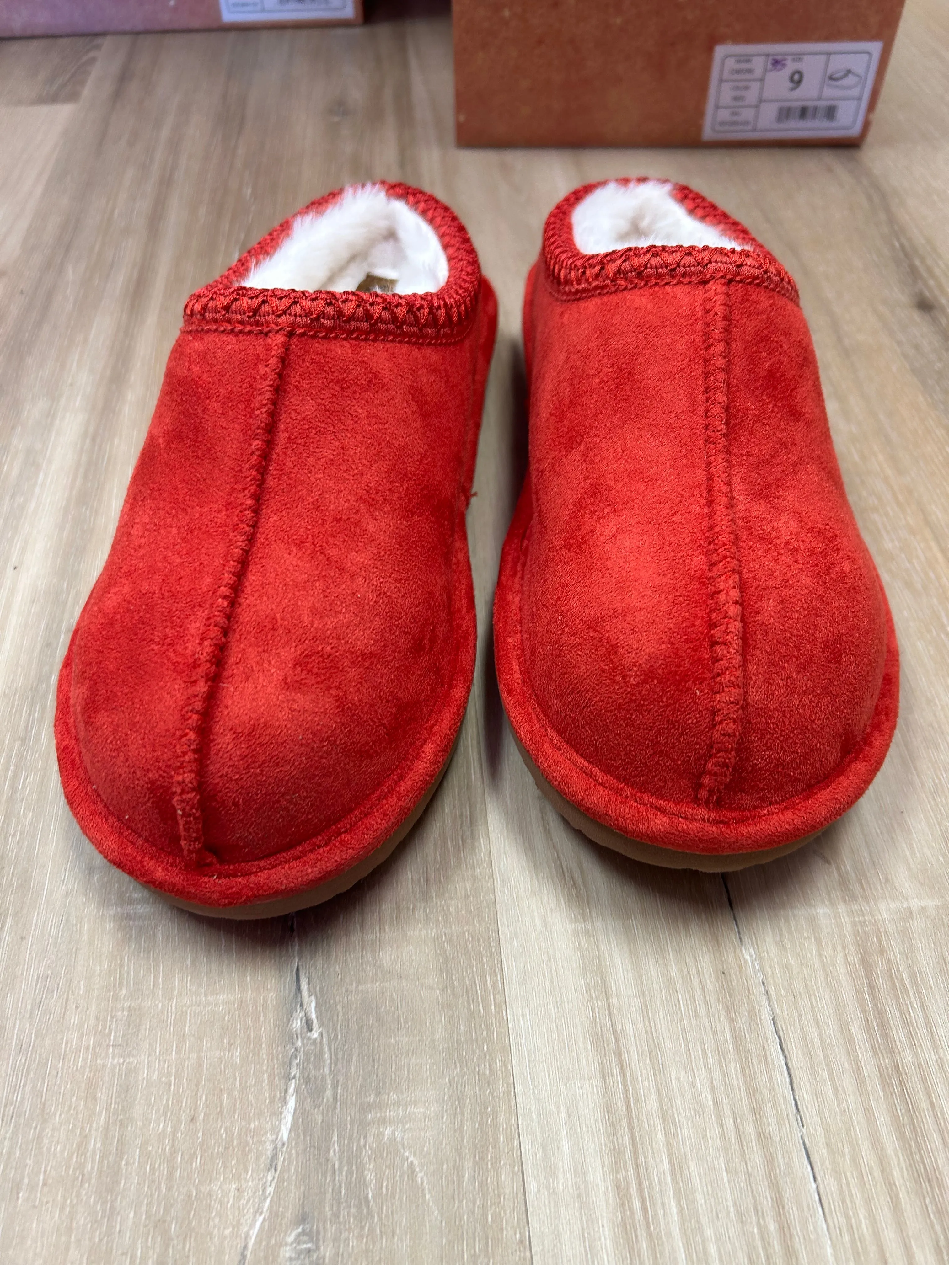 CHEERS SLIPPERS