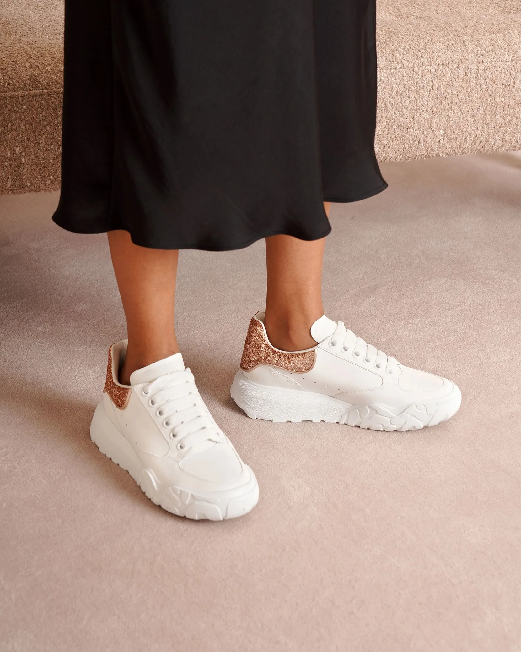 Court rose glitter sneakers