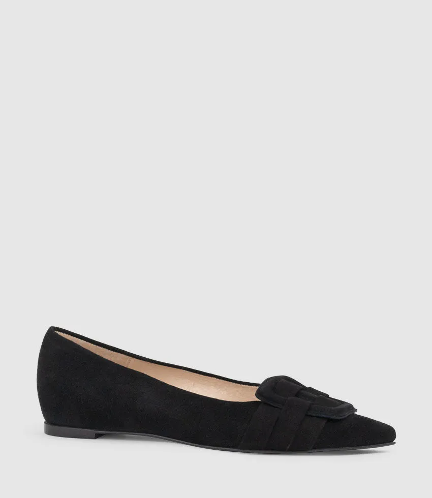DESTRAFLAT Pointed Ballet with Buckle in Black Suede