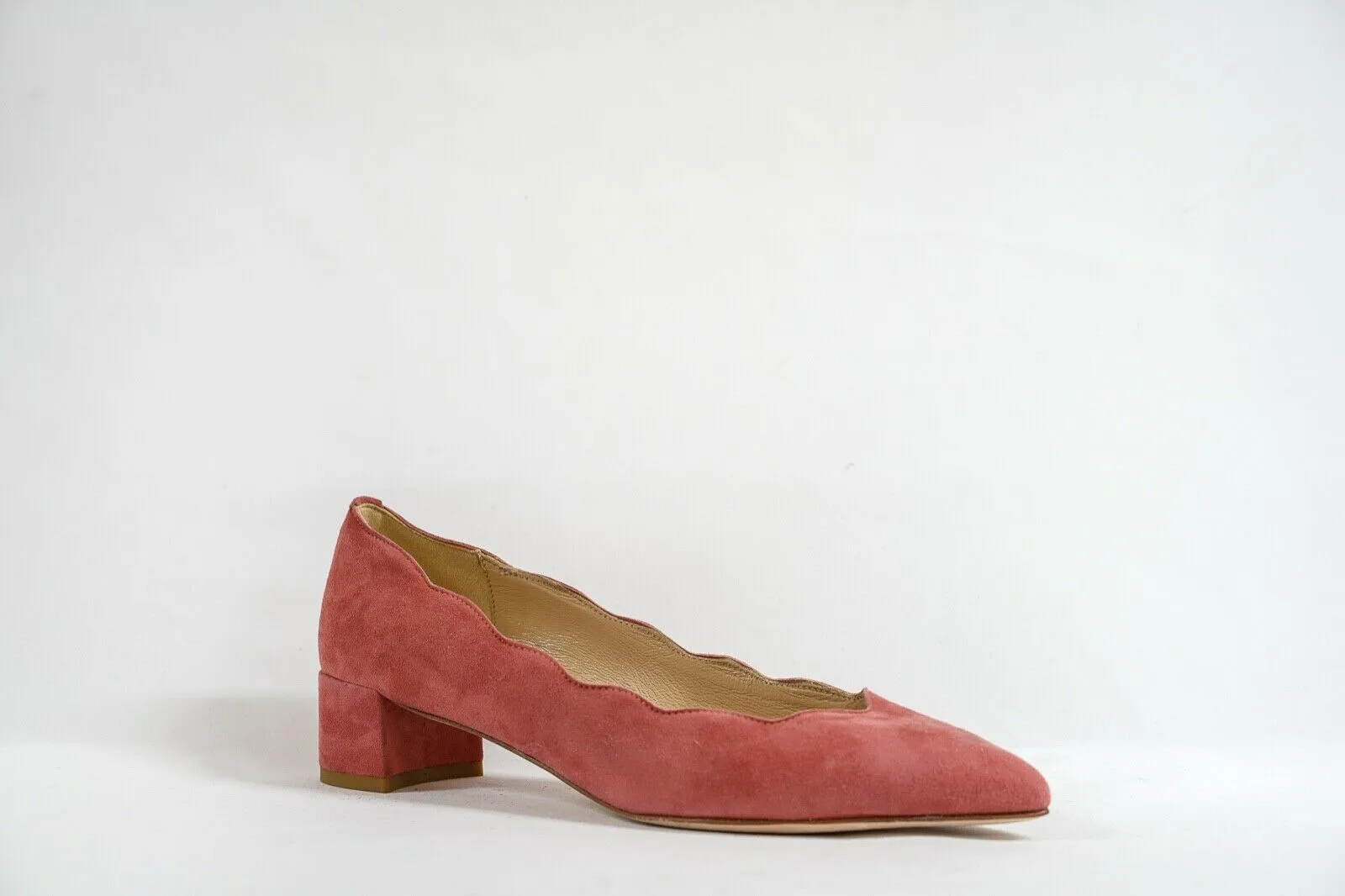 Fabio Rusconi Women's Pink Suede Court Heel S4080