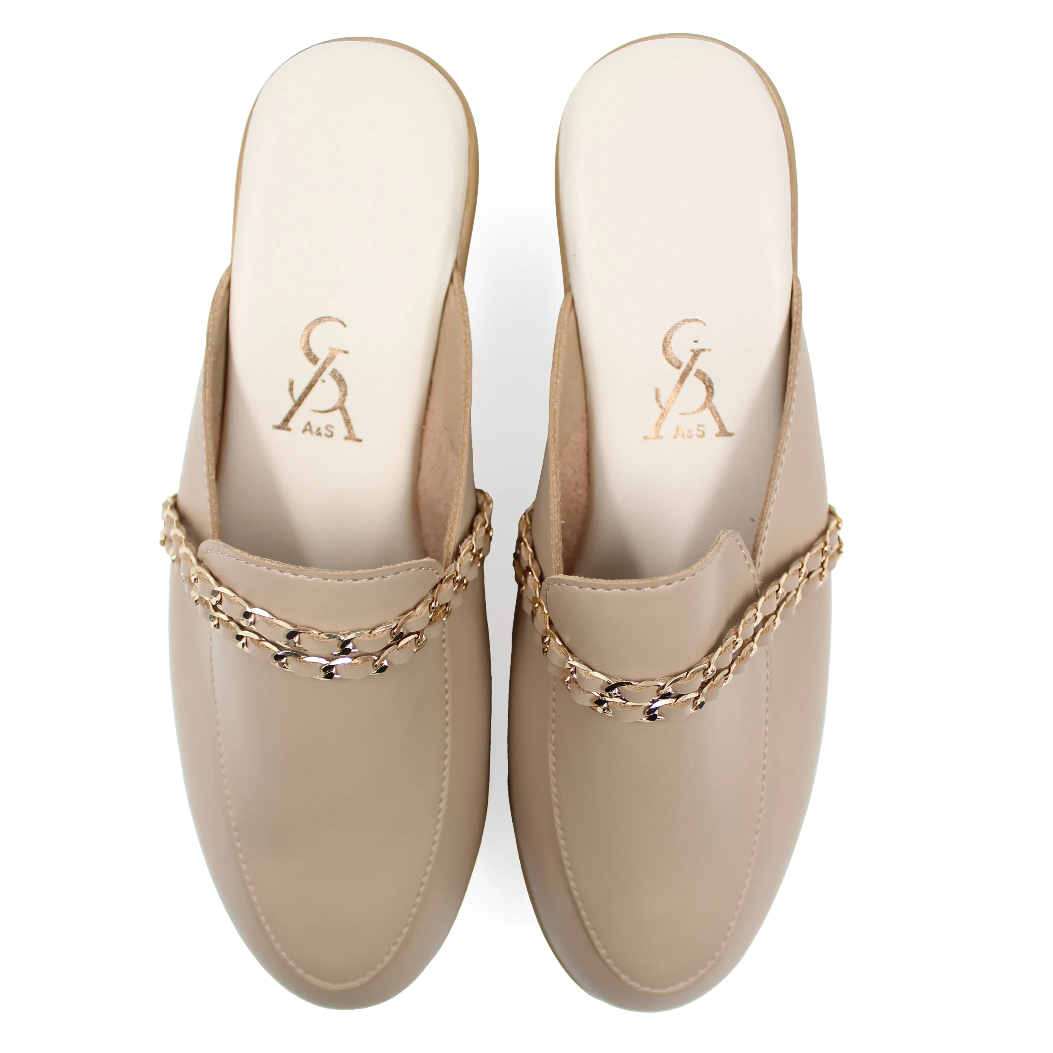 INTERWINED CHAIN DETAIL MULES