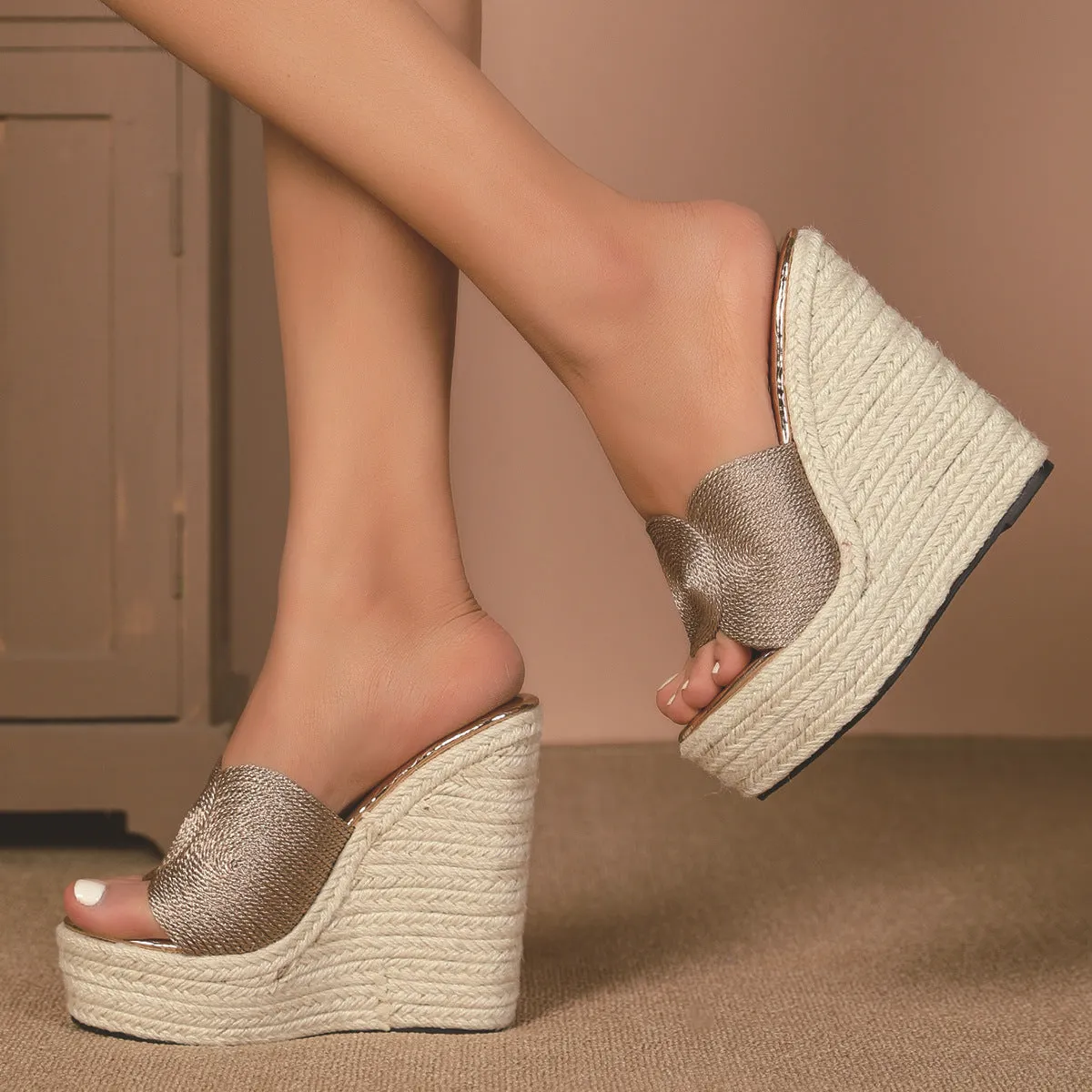 Lantana Platform Mules