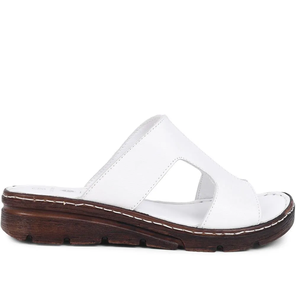 Leather Slip On Sandals - LUCK39009 / 325 535