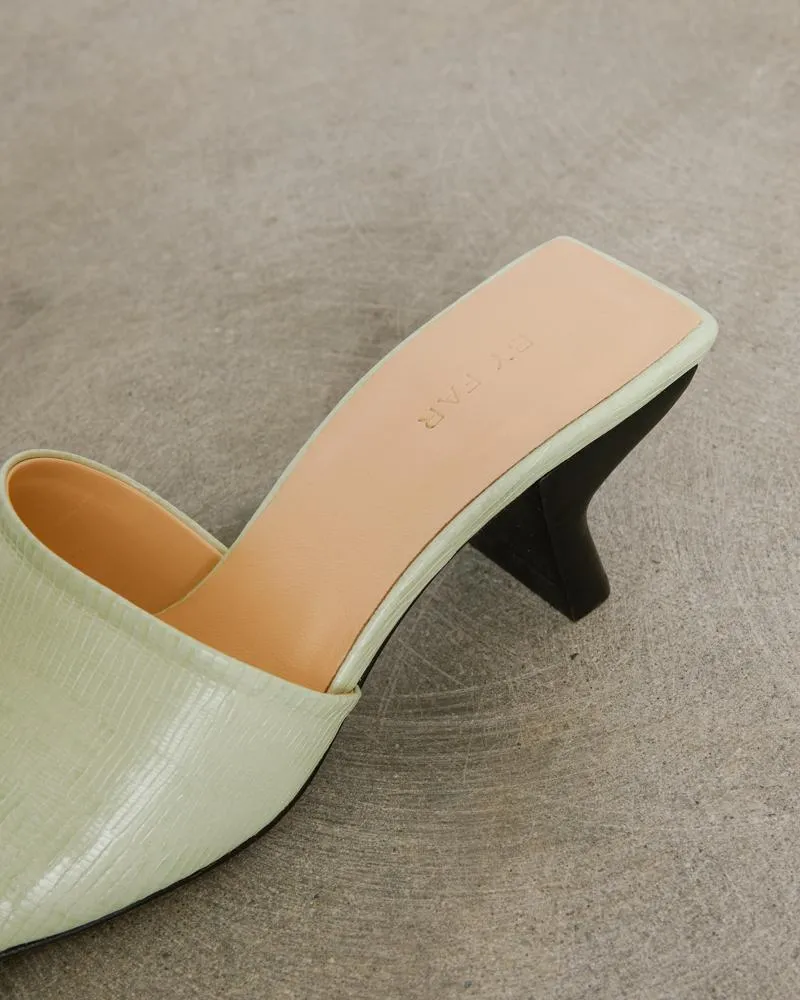 Lizard Embossed Leather Shoe in Sage Green