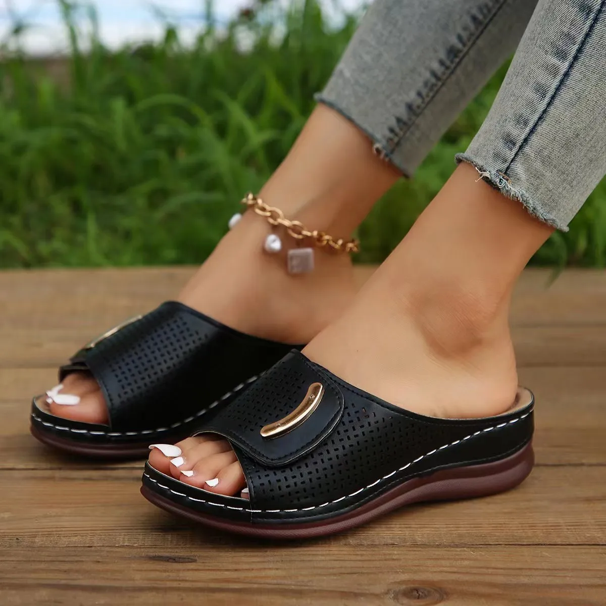 Orthopaedic beach sandals