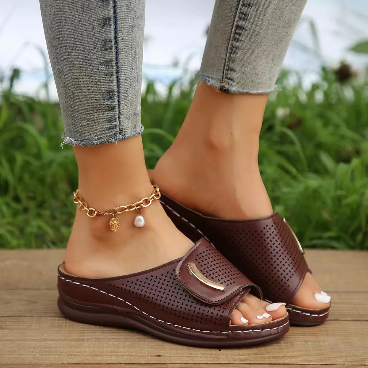 Orthopaedic beach sandals