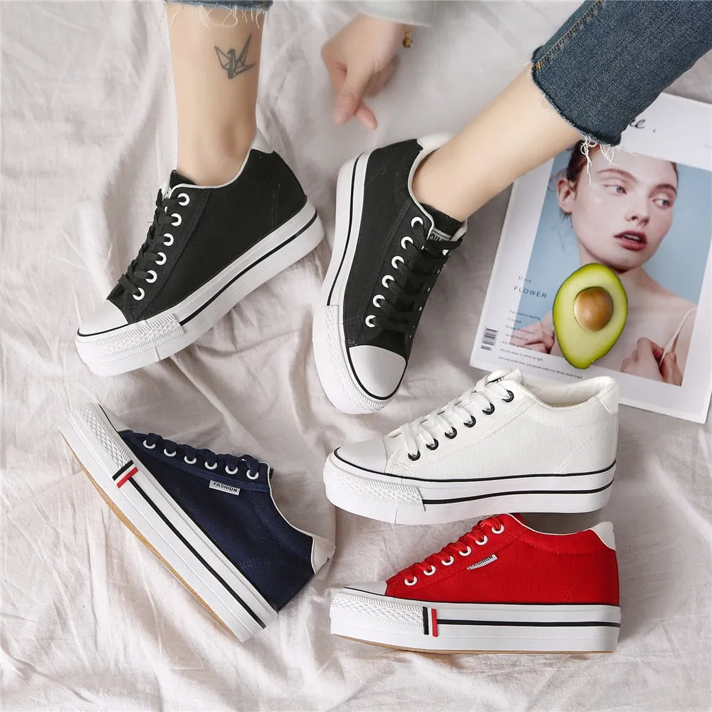 SIMPLEXEVER Skate Shoes