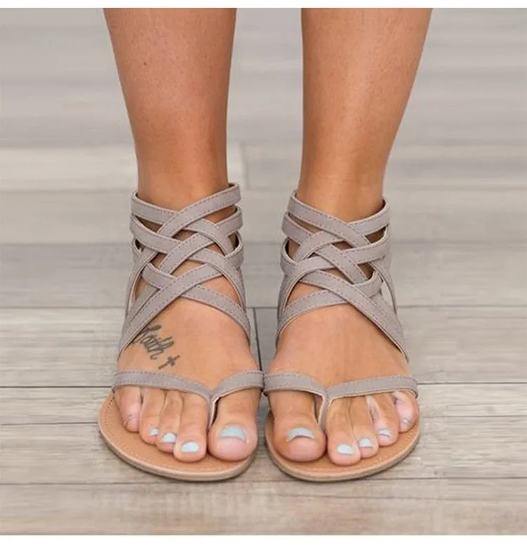 Women’s Criss Cross Flat Roman Sandals with Closed Heel